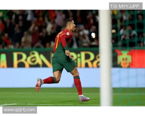 英格兰队逆转胜瑞典晋级半决赛，凯恩独中两元成国家英雄